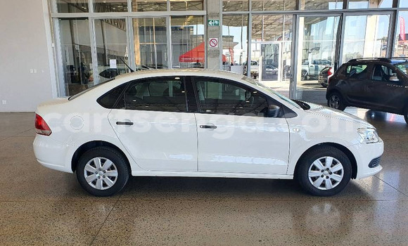 Buy Used Volkswagen Polo White Car in Ezulwini in Hhohho Buy Used Volkswagen Polo White Car in Ezulwini in Hhohho