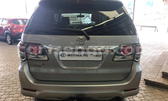 Acheter Occasion Voiture Toyota Fortuner Gris à Ezulwini, Hhohho Acheter Occasion Voiture Toyota Fortuner Gris à Ezulwini, Hhohho