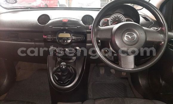 Nunua Ilio tumika Mazda 2 Silver Gari ndani ya Ezulwini nchini Hhohho Nunua Ilio tumika Mazda 2 Silver Gari ndani ya Ezulwini nchini Hhohho