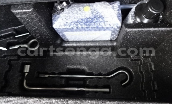 Nunua Ilio tumika Honda FIT Blue Gari ndani ya Ezulwini nchini Hhohho Nunua Ilio tumika Honda FIT Blue Gari ndani ya Ezulwini nchini Hhohho