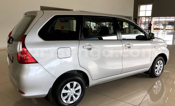 Nunua Ilio tumika Toyota Avanza Silver Gari ndani ya Ezulwini nchini Hhohho Nunua Ilio tumika Toyota Avanza Silver Gari ndani ya Ezulwini nchini Hhohho