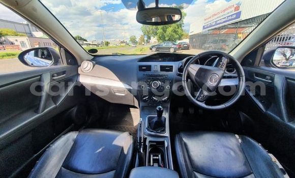 Nunua Ilio tumika Mazda Mazda 3 Blue Gari ndani ya Ezulwini nchini Hhohho Nunua Ilio tumika Mazda Mazda 3 Blue Gari ndani ya Ezulwini nchini Hhohho