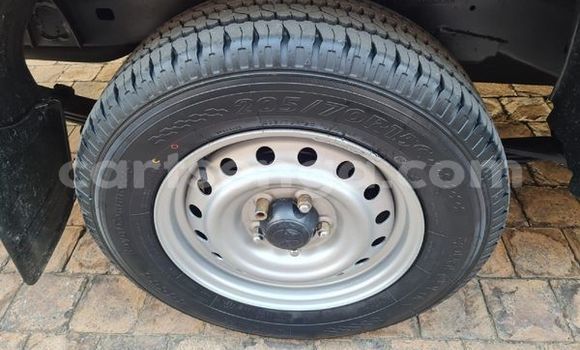 Acheter Occasion Voiture Toyota Hilux Blanc à Ezulwini, Hhohho Acheter Occasion Voiture Toyota Hilux Blanc à Ezulwini, Hhohho