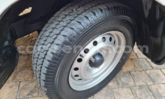 Acheter Occasion Voiture Toyota Hilux Blanc à Ezulwini, Hhohho Acheter Occasion Voiture Toyota Hilux Blanc à Ezulwini, Hhohho