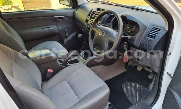Acheter Occasion Voiture Toyota Hilux Blanc à Ezulwini, Hhohho Acheter Occasion Voiture Toyota Hilux Blanc à Ezulwini, Hhohho