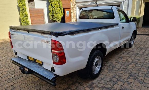 Acheter Occasion Voiture Toyota Hilux Blanc à Ezulwini, Hhohho Acheter Occasion Voiture Toyota Hilux Blanc à Ezulwini, Hhohho