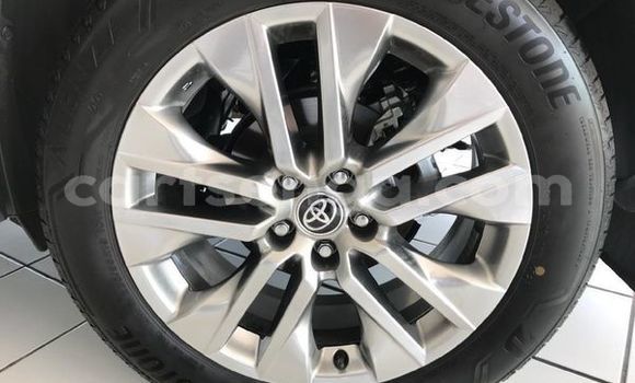 Acheter Occasion Voiture Toyota RAV4 Blanc à Ezulwini, Hhohho Acheter Occasion Voiture Toyota RAV4 Blanc à Ezulwini, Hhohho