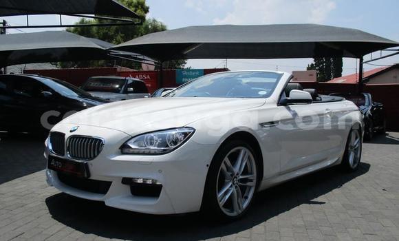 Nunua Ilio tumika BMW 6er White Gari ndani ya Manzini nchini Manzini Nunua Ilio tumika BMW 6er White Gari ndani ya Manzini nchini Manzini