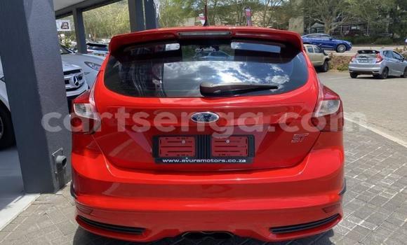 Acheter Occasion Voiture Ford Focus Rouge à Ezulwini, Hhohho Acheter Occasion Voiture Ford Focus Rouge à Ezulwini, Hhohho