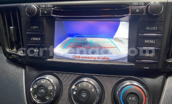 Buy Used Toyota RAV4 White Car in Ezulwini in Hhohho Buy Used Toyota RAV4 White Car in Ezulwini in Hhohho