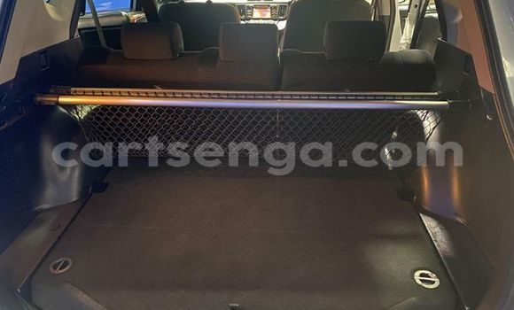 Buy Used Toyota RAV4 White Car in Ezulwini in Hhohho Buy Used Toyota RAV4 White Car in Ezulwini in Hhohho