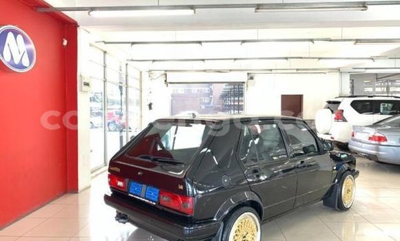 Nunua Ilio tumika Volkswagen Golf Black Gari ndani ya Ezulwini nchini Hhohho Nunua Ilio tumika Volkswagen Golf Black Gari ndani ya Ezulwini nchini Hhohho