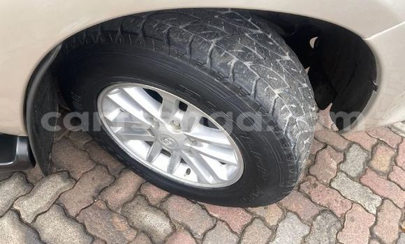 Nunua Ilio tumika Toyota Fortuner Silver Gari ndani ya Ezulwini nchini Hhohho Nunua Ilio tumika Toyota Fortuner Silver Gari ndani ya Ezulwini nchini Hhohho
