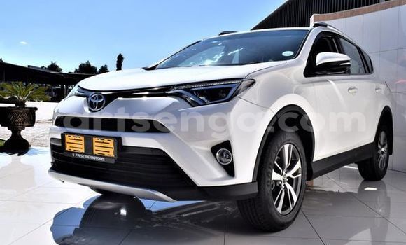 Buy Used Toyota RAV4 Silver Car in Big Bend in Lubombo Buy Used Toyota RAV4 Silver Car in Big Bend in Lubombo