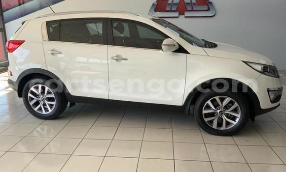 Acheter Occasion Voiture Kia Sportage Blanc à Big Bend, Lubombo District Acheter Occasion Voiture Kia Sportage Blanc à Big Bend, Lubombo District