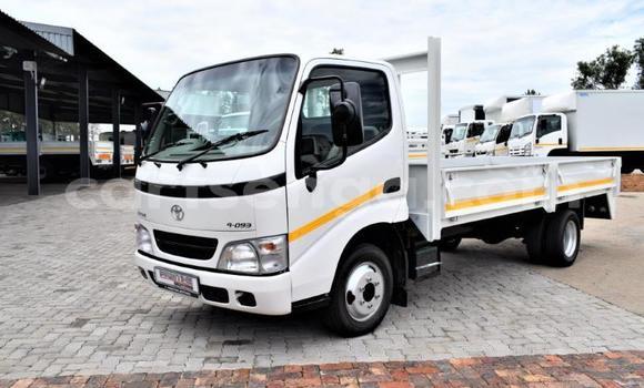 Buy Used Toyota Dyna White Truck in Big Bend in Lubombo Buy Used Toyota Dyna White Truck in Big Bend in Lubombo