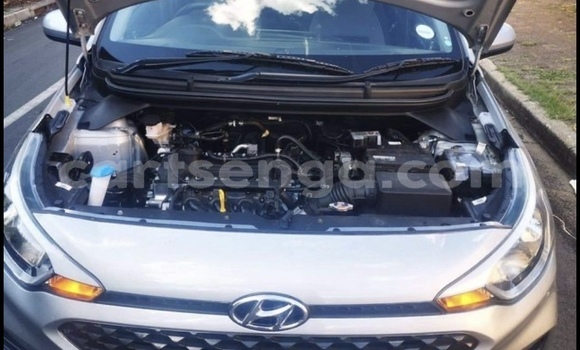 Buy Used Hyundai i20 Silver Car in Ezulwini in Hhohho Buy Used Hyundai i20 Silver Car in Ezulwini in Hhohho