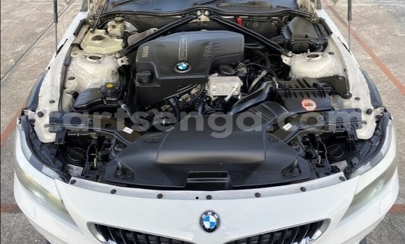 Acheter Occasion Voiture BMW Z4 Blanc à Big Bend, Lubombo Acheter Occasion Voiture BMW Z4 Blanc à Big Bend, Lubombo