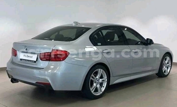 Nunua Ilio tumika BMW M3 Silver Gari ndani ya Ezulwini nchini Hhohho Nunua Ilio tumika BMW M3 Silver Gari ndani ya Ezulwini nchini Hhohho