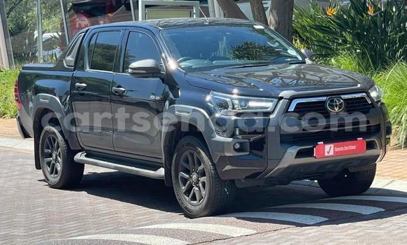 Nunua Ilio tumika Toyota Hilux Black Gari ndani ya Mbabane nchini Manzini