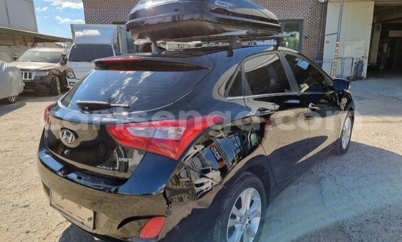 Nunua Ilio tumika Hyundai i30 Black Gari ndani ya Hlatikulu nchini Wilaya ya Shiselweni Nunua Ilio tumika Hyundai i30 Black Gari ndani ya Hlatikulu nchini Wilaya ya Shiselweni