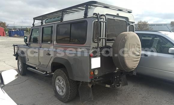 Nunua Ilio tumika Land Rover Defender Silver Gari ndani ya Ezulwini nchini Hhohho Nunua Ilio tumika Land Rover Defender Silver Gari ndani ya Ezulwini nchini Hhohho