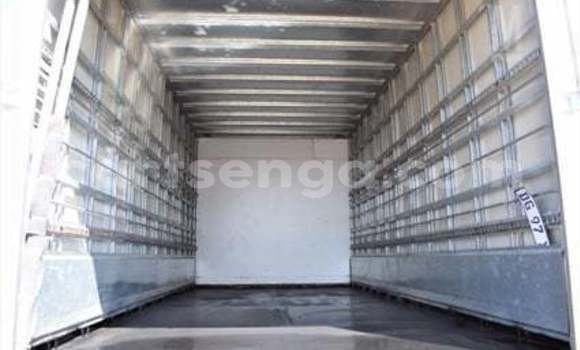 Nunua Ilio tumika Hino 300 Series White Lori ndani ya Mbabane nchini Manzini Nunua Ilio tumika Hino 300 Series White Lori ndani ya Mbabane nchini Manzini