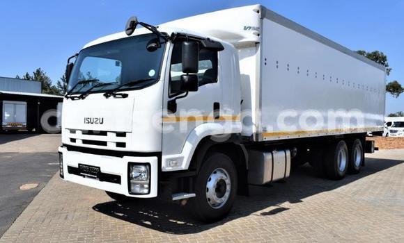 Nunua Ilio tumika Isuzu FTR 850 White Lori ndani ya Manzini nchini Manzini Nunua Ilio tumika Isuzu FTR 850 White Lori ndani ya Manzini nchini Manzini