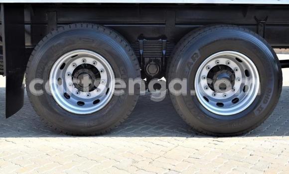 Nunua Ilio tumika Isuzu FTR 850 White Lori ndani ya Manzini nchini Manzini Nunua Ilio tumika Isuzu FTR 850 White Lori ndani ya Manzini nchini Manzini