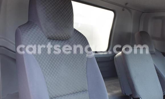 Nunua Ilio tumika Isuzu FTR 850 White Lori ndani ya Manzini nchini Manzini Nunua Ilio tumika Isuzu FTR 850 White Lori ndani ya Manzini nchini Manzini