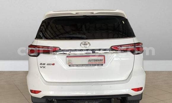 Buy Used Toyota Fortuner White Car in Manzini in Manzini Buy Used Toyota Fortuner White Car in Manzini in Manzini