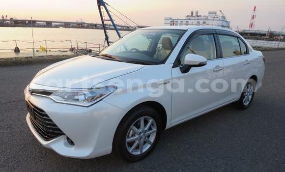 Buy Used Toyota Axio White Car in Big Bend in Lubombo District Buy Used Toyota Axio White Car in Big Bend in Lubombo District
