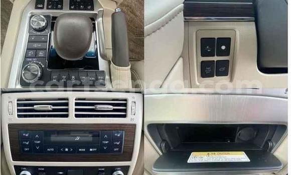 Buy Import Toyota Land Cruiser White Car in Big Bend in Lubombo District Buy Import Toyota Land Cruiser White Car in Big Bend in Lubombo District