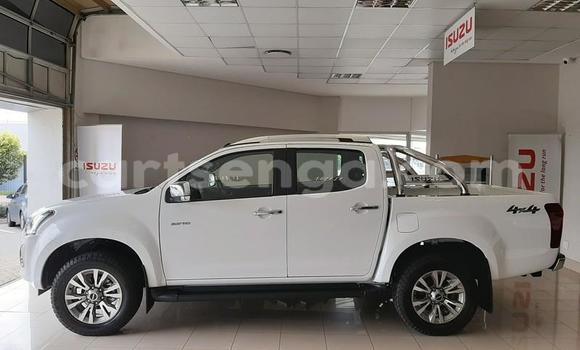 Acheter Occasion Voiture Isuzu KB Blanc à Ezulwini, Hhohho Acheter Occasion Voiture Isuzu KB Blanc à Ezulwini, Hhohho