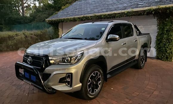 Nunua Ilio tumika Toyota Hilux Silver Gari ndani ya Ezulwini nchini Hhohho Nunua Ilio tumika Toyota Hilux Silver Gari ndani ya Ezulwini nchini Hhohho