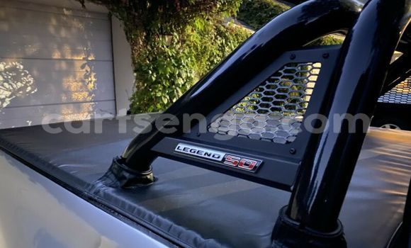 Nunua Ilio tumika Toyota Hilux Silver Gari ndani ya Ezulwini nchini Hhohho Nunua Ilio tumika Toyota Hilux Silver Gari ndani ya Ezulwini nchini Hhohho