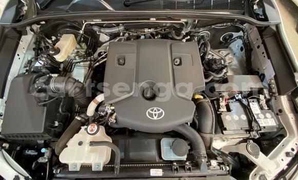 Acheter Occasion Voiture Toyota Hilux Blanc à Nhlangano, Shiselweni District Acheter Occasion Voiture Toyota Hilux Blanc à Nhlangano, Shiselweni District