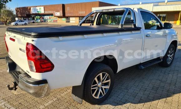 Acheter Occasion Voiture Toyota Hilux Blanc à Manzini, Manzini Acheter Occasion Voiture Toyota Hilux Blanc à Manzini, Manzini