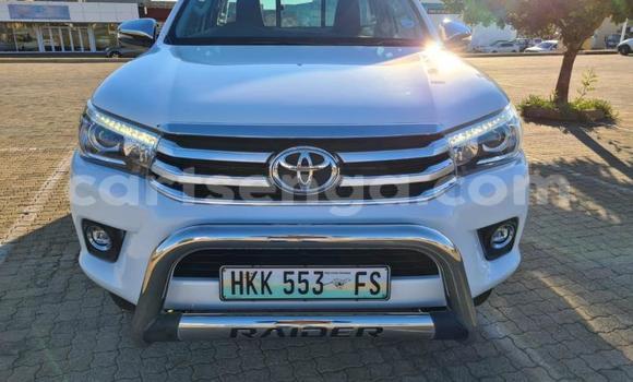 Acheter Occasion Voiture Toyota Hilux Blanc à Manzini, Manzini Acheter Occasion Voiture Toyota Hilux Blanc à Manzini, Manzini