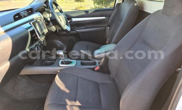 Acheter Occasion Voiture Toyota Hilux Blanc à Manzini, Manzini Acheter Occasion Voiture Toyota Hilux Blanc à Manzini, Manzini