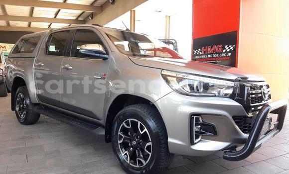 Buy Used Toyota Hilux Silver Car in Mbabane in Manzini Buy Used Toyota Hilux Silver Car in Mbabane in Manzini