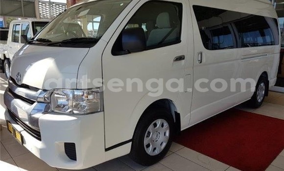 Buy Used Toyota Hiace White Car in Manzini in Manzini Buy Used Toyota Hiace White Car in Manzini in Manzini