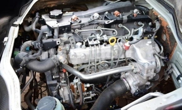 Buy Used Toyota Hiace White Car in Ezulwini in Hhohho Buy Used Toyota Hiace White Car in Ezulwini in Hhohho