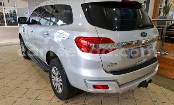 Buy Used Ford Everest Silver Car in Import - Dubai in Hhohho Buy Used Ford Everest Silver Car in Import - Dubai in Hhohho
