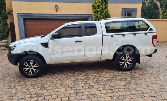Buy Used Ford Ranger White Car in Ezulwini in Hhohho Buy Used Ford Ranger White Car in Ezulwini in Hhohho
