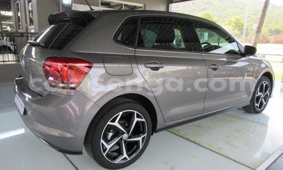 Nunua Ilio tumika Volkswagen Polo Beige Gari ndani ya Manzini nchini Manzini Nunua Ilio tumika Volkswagen Polo Beige Gari ndani ya Manzini nchini Manzini