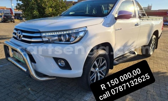 Buy Used Toyota Hilux White Car in Manzini in Manzini Buy Used Toyota Hilux White Car in Manzini in Manzini