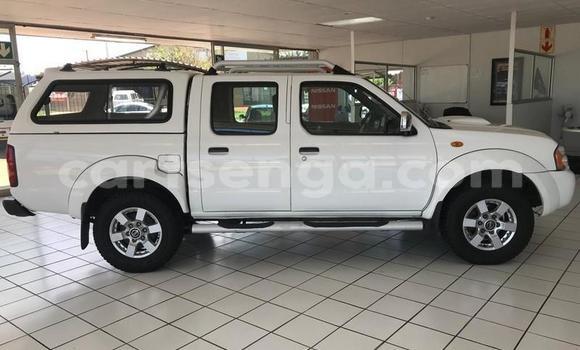Buy Used Nissan NP 300 White Car in Manzini in Manzini Buy Used Nissan NP 300 White Car in Manzini in Manzini