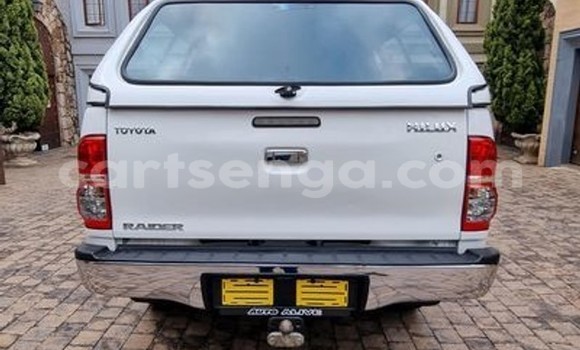 Acheter Occasion Voiture Toyota Hilux Blanc à Manzini, Manzini Acheter Occasion Voiture Toyota Hilux Blanc à Manzini, Manzini