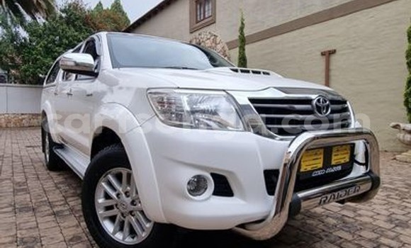 Acheter Occasion Voiture Toyota Hilux Blanc à Manzini, Manzini Acheter Occasion Voiture Toyota Hilux Blanc à Manzini, Manzini